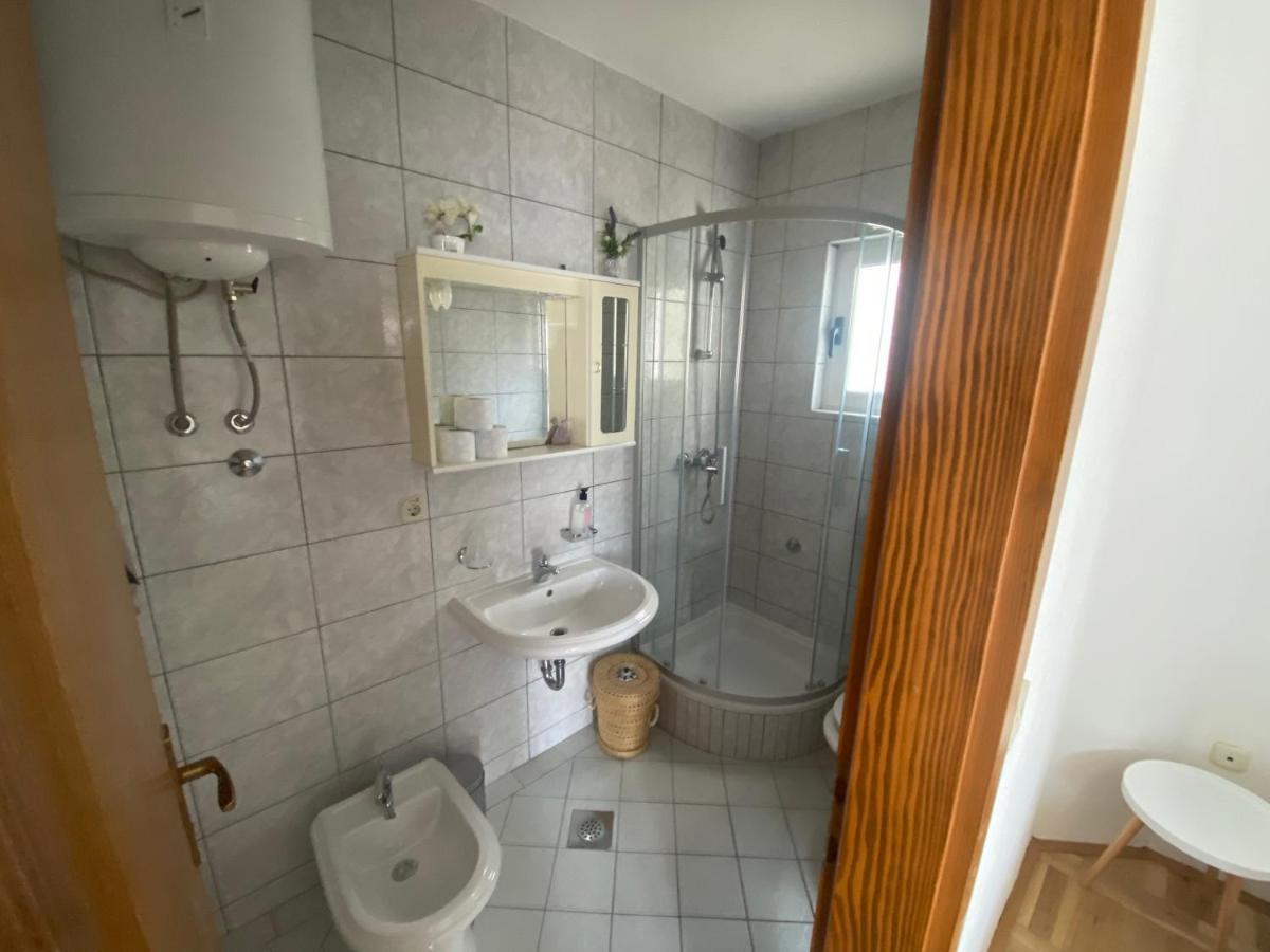 Apartment And Room Hoselito Makarska Buitenkant foto